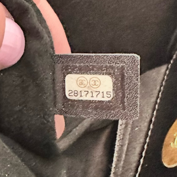 #113 - Chanel Deauville Tote Studded Caviar! - Picture 10 of 16